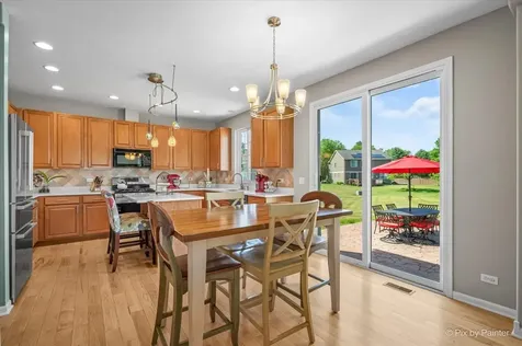 142 Augusta Lane Cary IL 60013