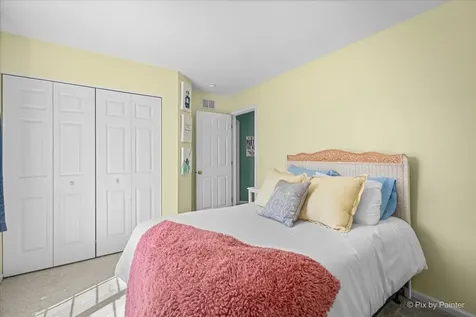 142 Augusta Lane Cary IL 60013