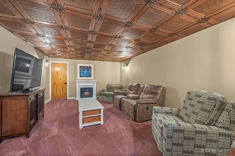 142 Augusta Lane Cary IL 60013