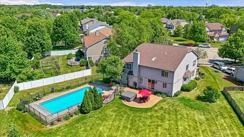 142 Augusta Lane Cary IL 60013