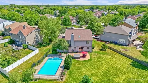 142 Augusta Lane Cary IL 60013