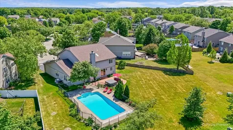 142 Augusta Lane Cary IL 60013