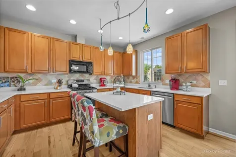 142 Augusta Lane Cary IL 60013