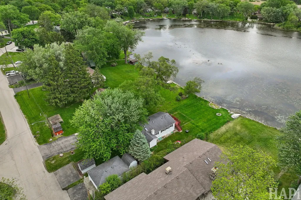 22719 West Silver Lake Avenue Antioch IL 60002