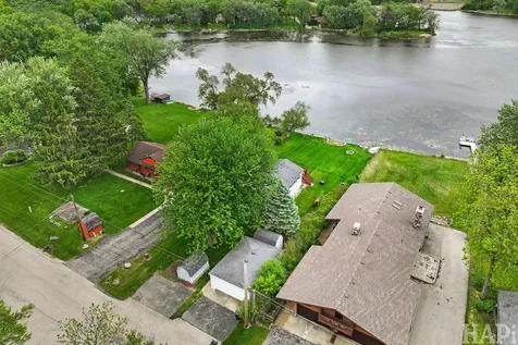 22719 West Silver Lake Avenue Antioch IL 60002