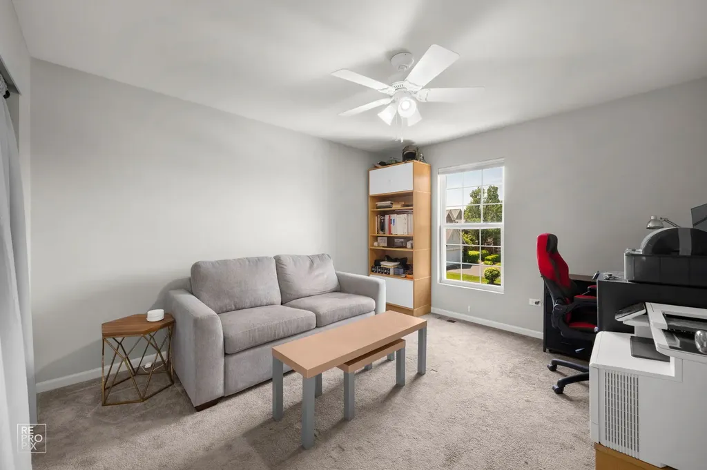 2 Marshall Ash Court Bolingbrook IL 60490