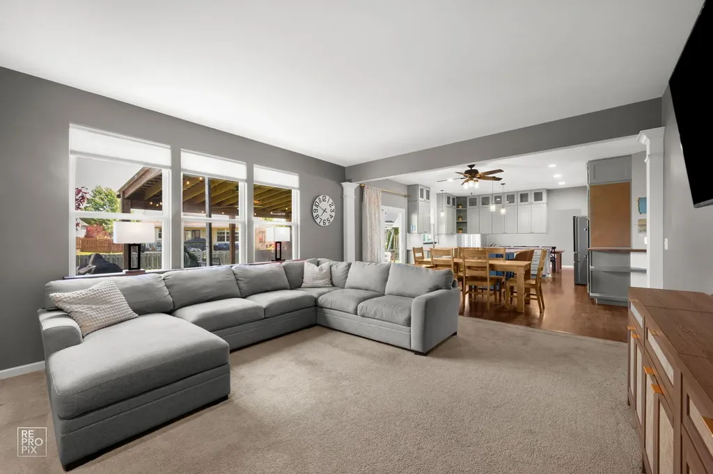 2 Marshall Ash Court Bolingbrook IL 60490