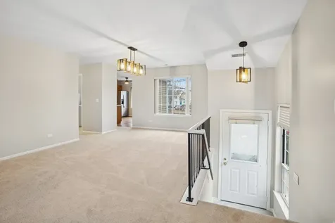 1975 Windsong Drive Schaumburg IL 60194