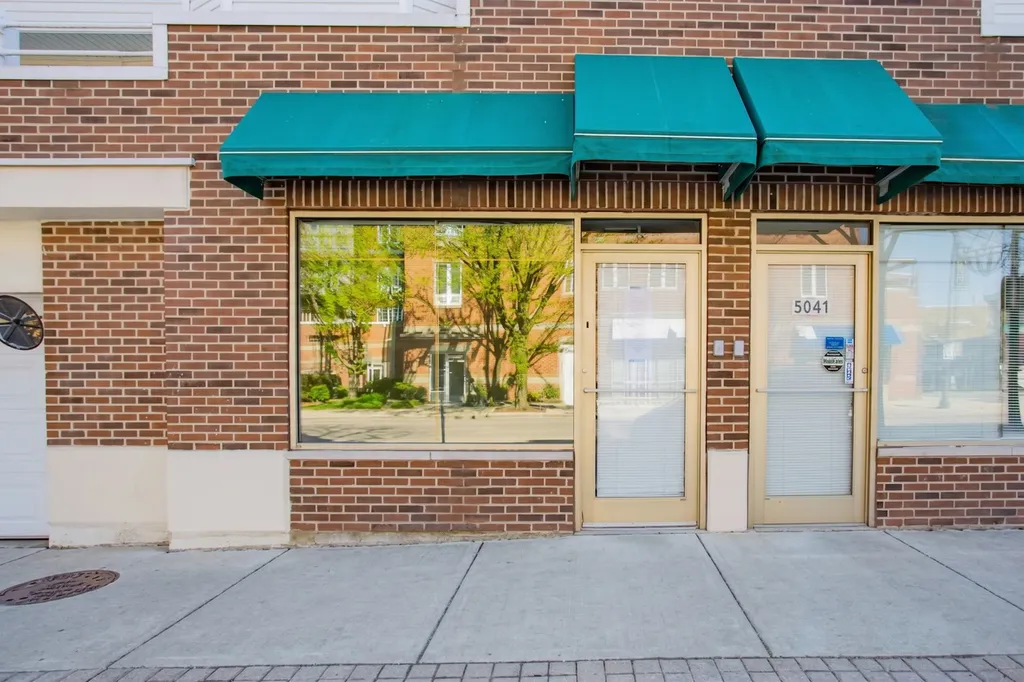 5039 Warren Street Skokie IL 60077