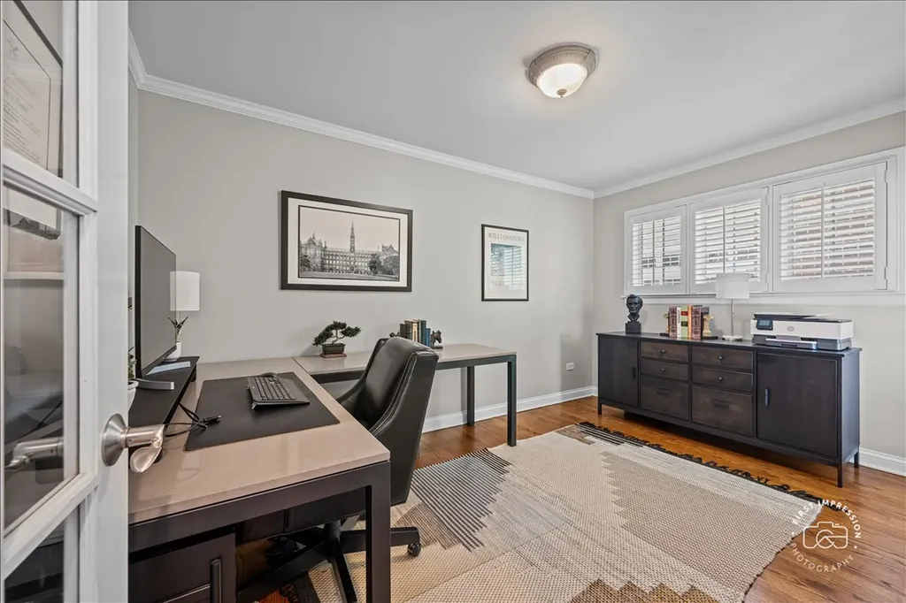 1315 Heatherton Drive Naperville IL 60563