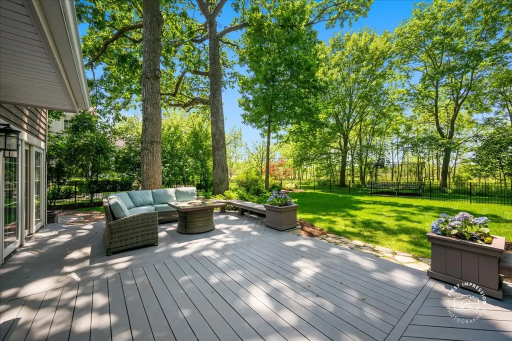 1315 Heatherton Drive Naperville IL 60563
