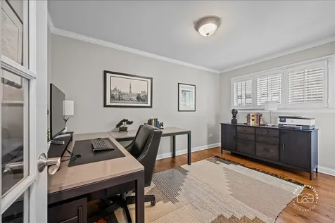 1315 Heatherton Drive Naperville IL 60563