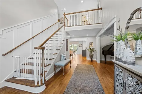1315 Heatherton Drive Naperville IL 60563