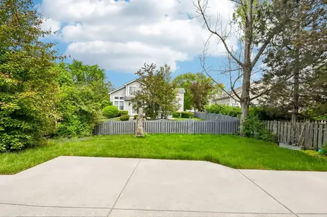 2421 Chambourd Drive Buffalo Grove IL 60089