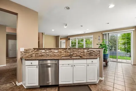 2421 Chambourd Drive Buffalo Grove IL 60089