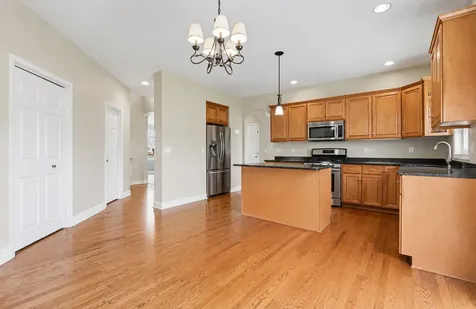911 East Butterfield Circle Shorewood IL 60404