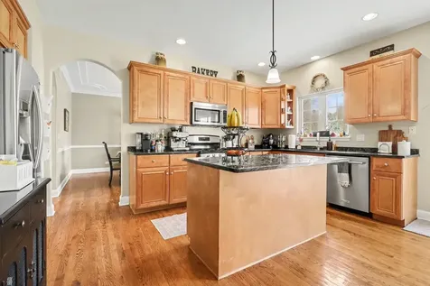 911 East Butterfield Circle Shorewood IL 60404