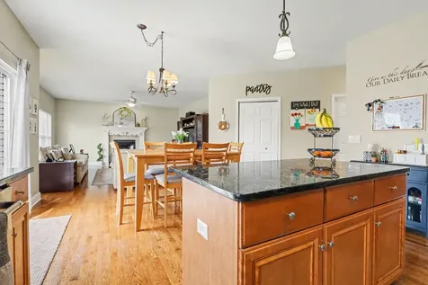 911 East Butterfield Circle Shorewood IL 60404