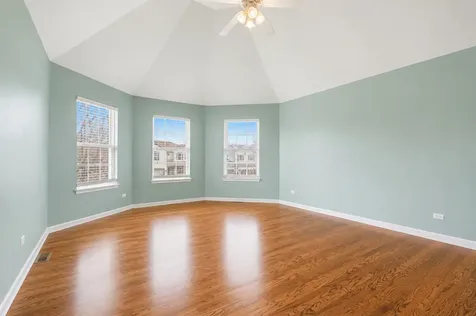 911 East Butterfield Circle Shorewood IL 60404