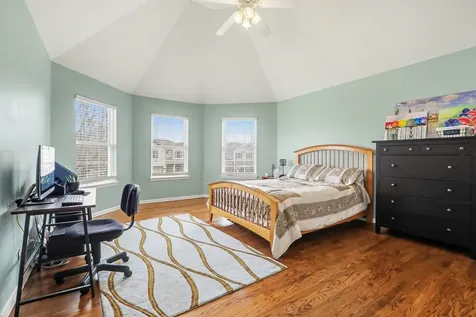 911 East Butterfield Circle Shorewood IL 60404