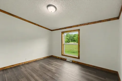 802 Reynolds Drive Charleston IL 61920