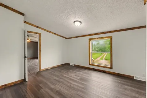 802 Reynolds Drive Charleston IL 61920