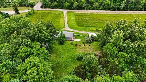 802 Reynolds Drive Charleston IL 61920