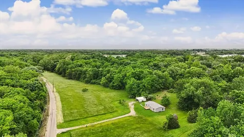 802 Reynolds Drive Charleston IL 61920