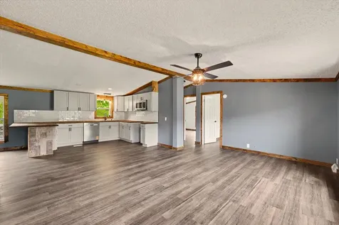 802 Reynolds Drive Charleston IL 61920