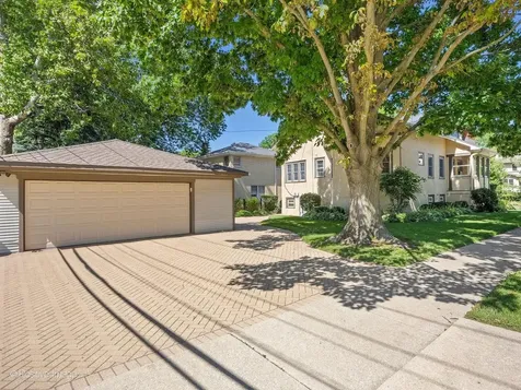 54 Malden Avenue La Grange IL 60525