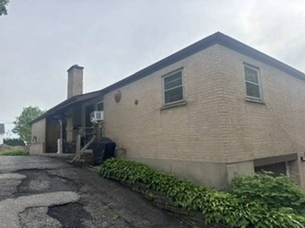 124 South Central Avenue Highwood IL 60040