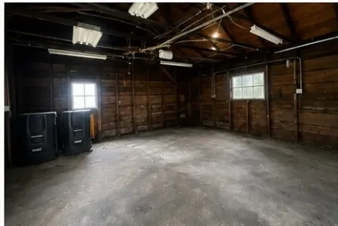 2520 183RD Street Lansing IL 60438