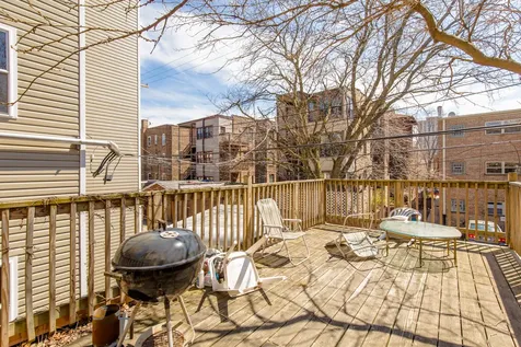 1137 West Columbia Avenue Chicago IL 60626
