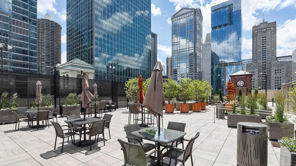 345 North Lasalle Street Chicago IL 60654