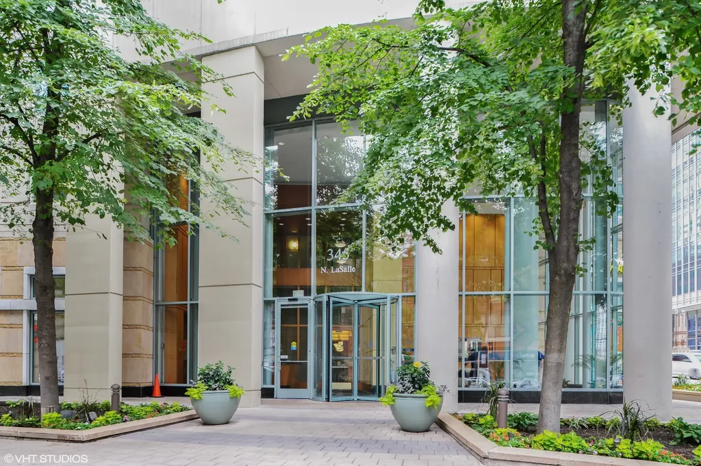 345 North Lasalle Street Chicago IL 60654