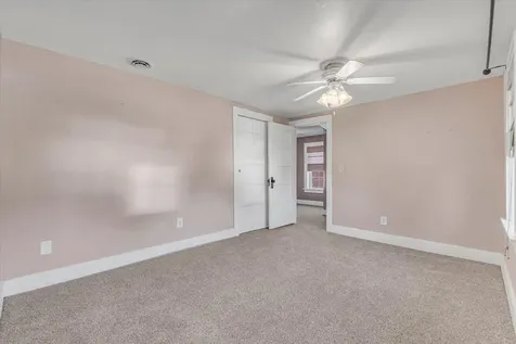 2226 15 1/2 Street Rock Island IL 61201