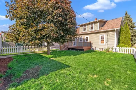 2226 15 1/2 Street Rock Island IL 61201