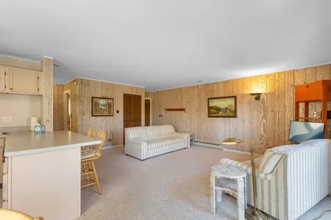 49 Oak Hill Colony Fox Lake IL 60020