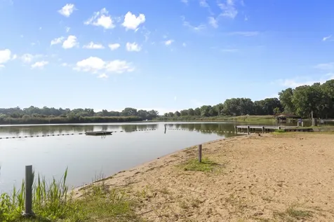 49 Oak Hill Colony Fox Lake IL 60020