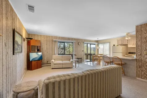 49 Oak Hill Colony Fox Lake IL 60020