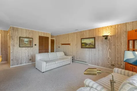 49 Oak Hill Colony Fox Lake IL 60020