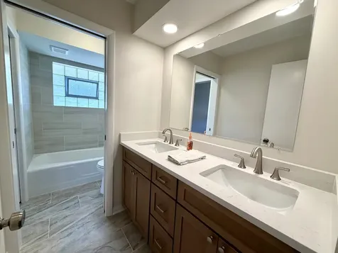 8927 South Sacramento Avenue Evergreen Park IL 60805