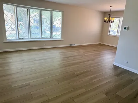 8927 South Sacramento Avenue Evergreen Park IL 60805