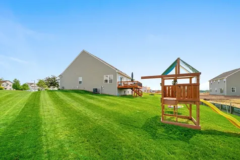 1306 South Wind Drive Sandwich IL 60548