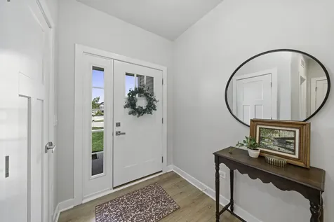 1306 South Wind Drive Sandwich IL 60548