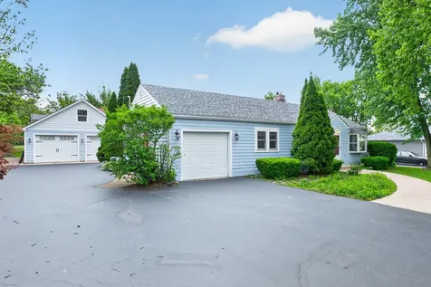7339 South Park Avenue Burr Ridge IL 60527