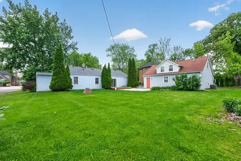 7339 South Park Avenue Burr Ridge IL 60527