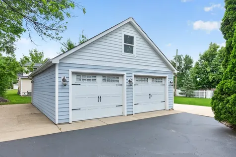 7339 South Park Avenue Burr Ridge IL 60527