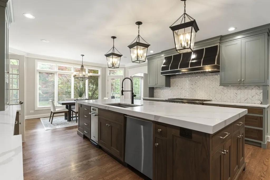 1046 Sylvan Circle Naperville IL 60540
