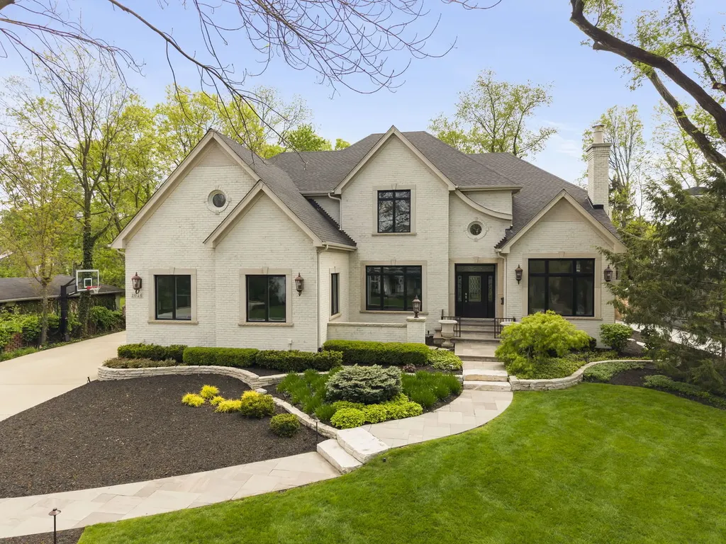 1046 Sylvan Circle Naperville IL 60540